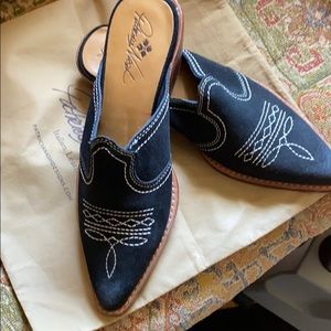 Patricia Nash black Batista mule